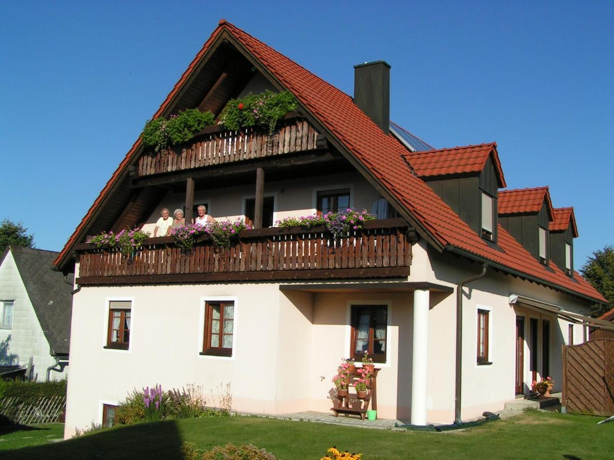 Gaestehaus Gertraud Neualbenreuth Dış mekan fotoğraf
